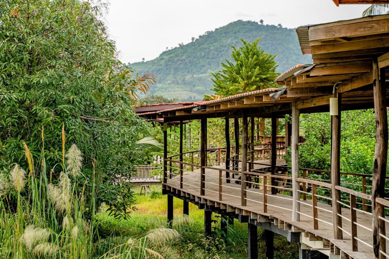 Peam Snea Resort Kampot Exterior photo
